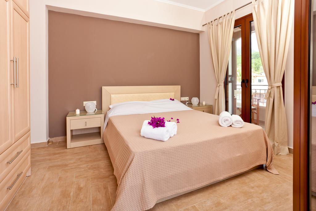 Calm View Aparthotel Vasiliki  Bilik gambar